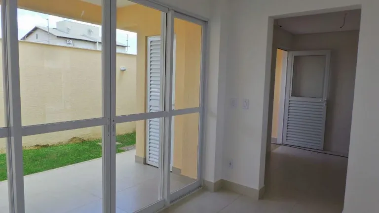 Casa de Condomínio com 3 Quartos à Venda, 114 m² em Moinho dos Ventos - Goiânia