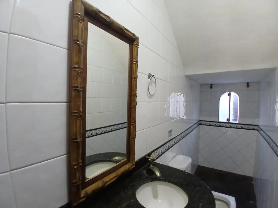Imagem CASA COM PISCINA PARA VENDA E LOCAÇÃO NO MOSTEIRO EM ITANHAÉM LADO PRAIA ACEITA FINANCIAMENTO BANCARIO