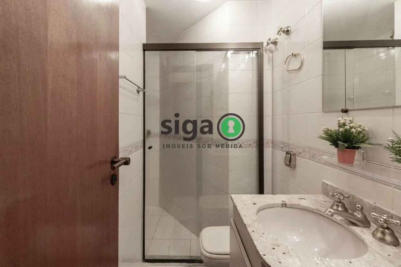 Imagem Apartamento em Moema de 4 Quartos com 4 Vagas - 275m² à Venda.