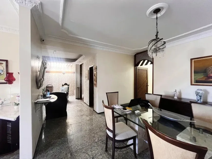Imagem Casa para Venda em Fortaleza, Parquelândia, 3 dormitórios, 2 banheiros, 4 vagas