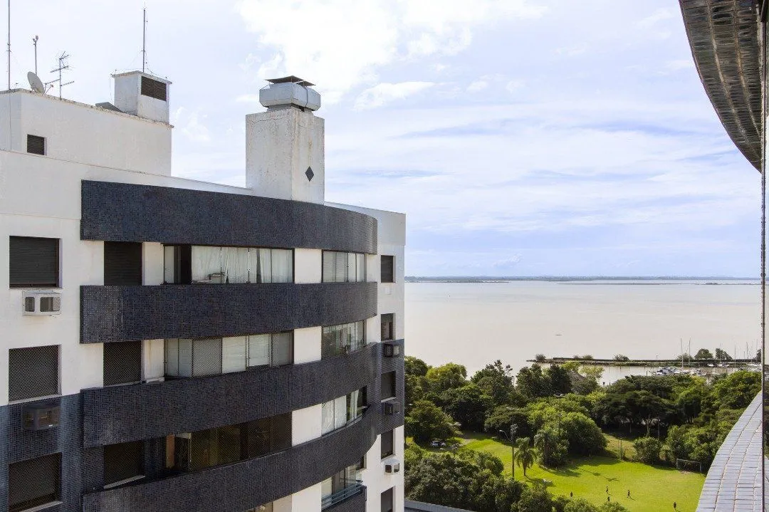 Imagem Apartamento de 3 Quartos com Suíte e Vaga de Garagem no Cristal, Porto Alegre - RS