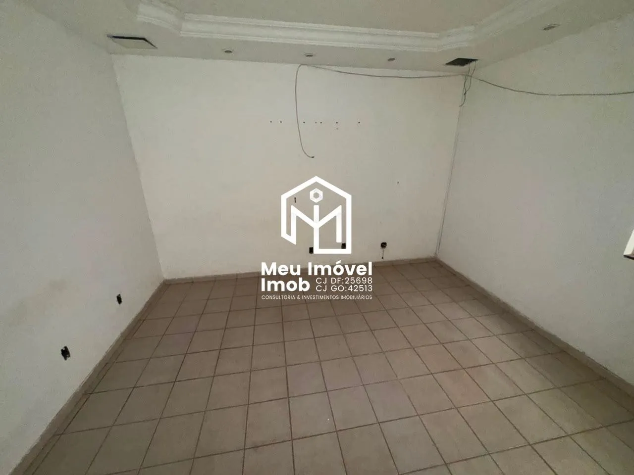 Imagem Casa 4 Quartos 2 Suítes 4 Vagas 340m² Taguatinga Norte/DF