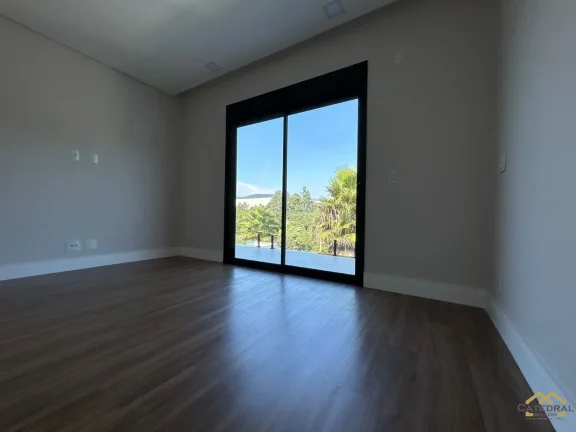 Imagem Casa em Condomínio com 03 suíte à Venda no Jardim Ermida - Jundiaí/SP
