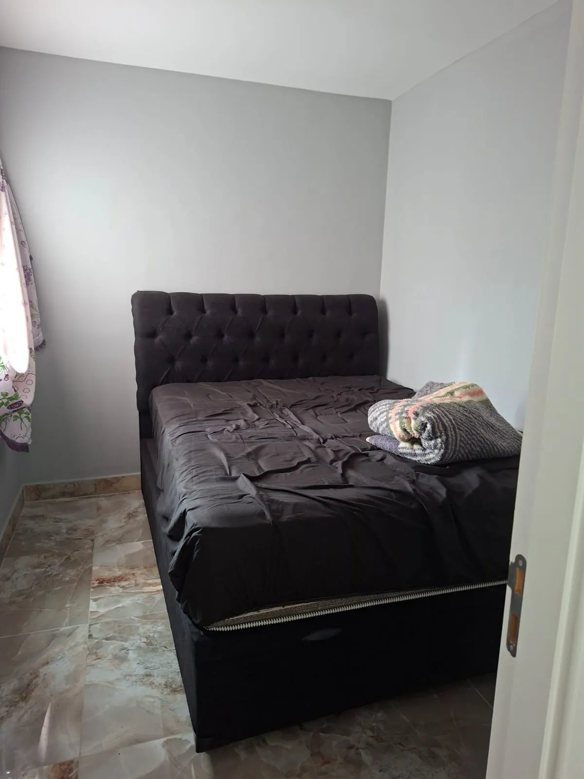 Imagem ALUGO LINDO APARTAMENTO NO CONDOMÍNIO PICS! (ZONA SUL)