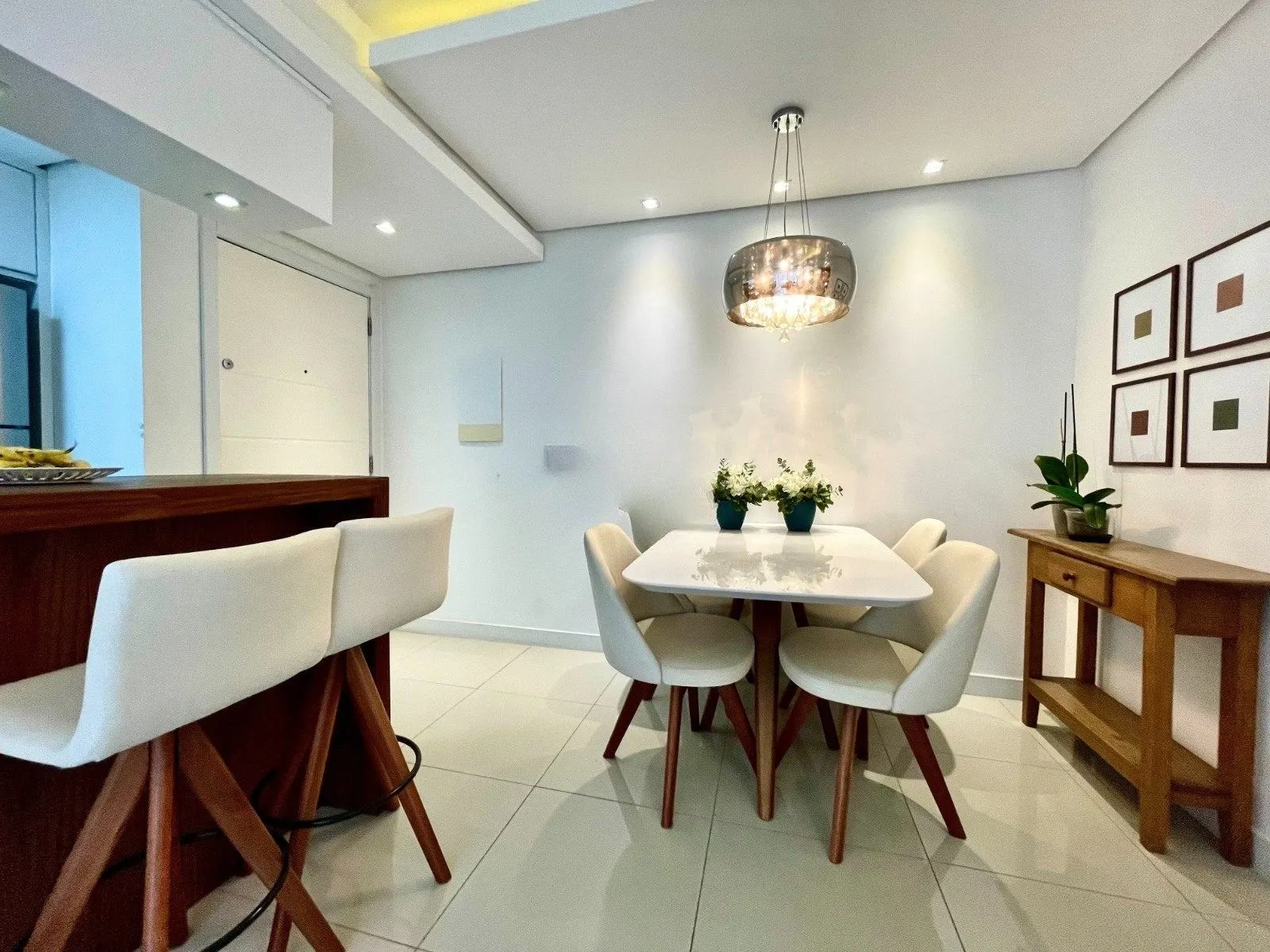 Imagem Vende-se apartamento com 2 quartos (1 suíte), 65m² e 2 vagas - Higienópolis