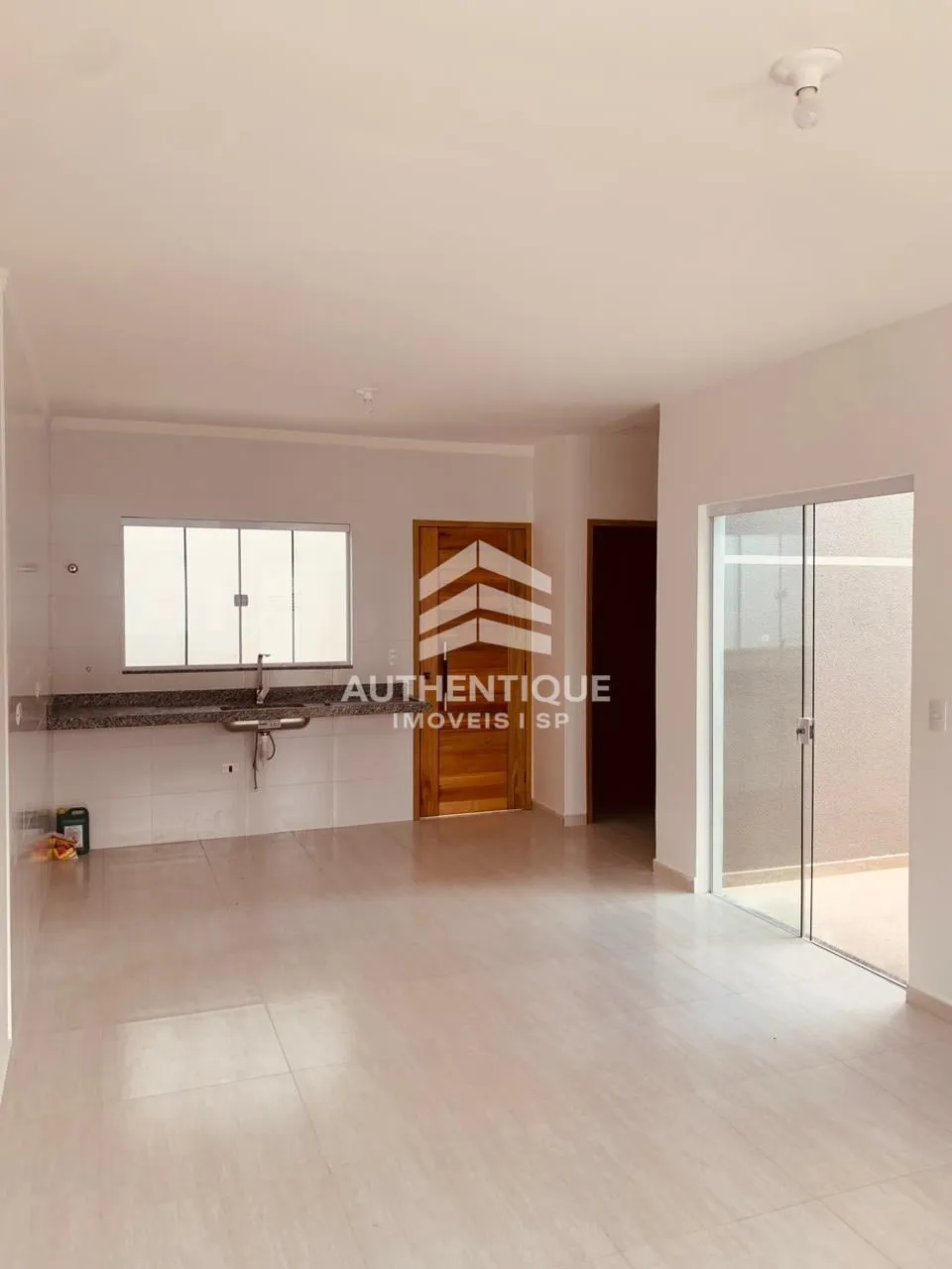 Imagem Casa à venda no bairro Jardim São Bernardino - Suzano/SP