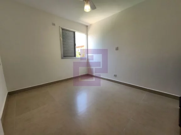 Imagem Apartamento à venda no Jardim dos Pássaros, Guarujá - 2 dormitórios, cozinha, garagem e mais!
