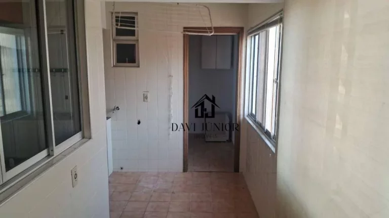 Imagem Apartamento com 3 dormitórios, 214 m² - venda por R$ 550.000 ou aluguel por R$ 1.830/mês - Centro - Sorocaba/SP