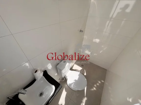 Imagem Casa sobreposta 3 dormitórios baixa com piscina no bairro do Embaré em Santos por R$1.390.000
