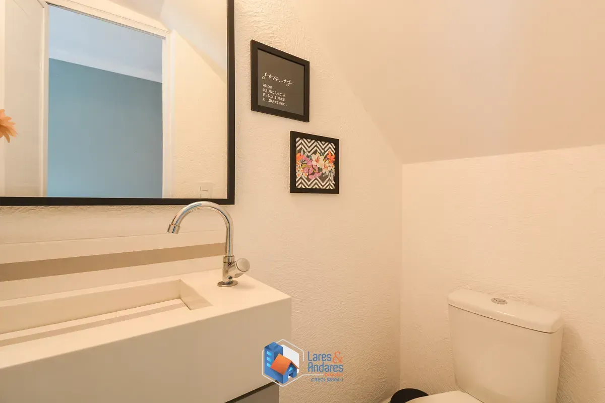 Imagem Casa para venda em Jardim Aeroporto com 2 quartos, sendo 2 suítes, 125m²