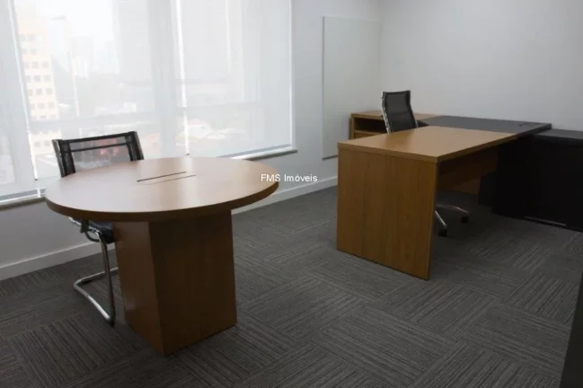 Imagem Imóvel Comercial para locação de 400m² na Avenida Brigadeiro Faria Lima