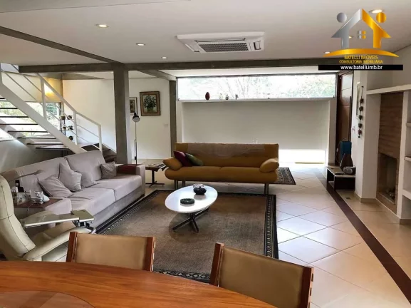 Imagem Casa à Venda na Associação Vila Santo Antonio – Granja Viana, Cotia | Batelli Imóveis