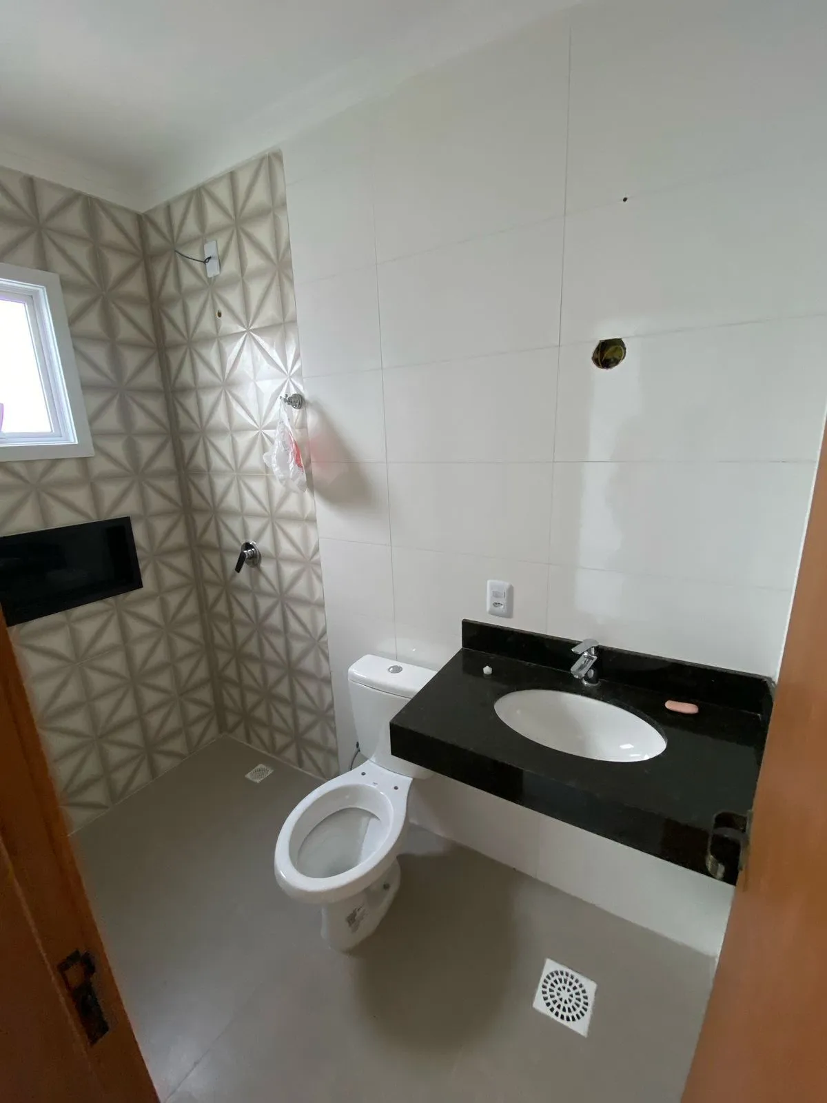 Imagem Linda Casa térrea de 2 Dormitórios sendo um suite Localizada no Ipanema Residence Park