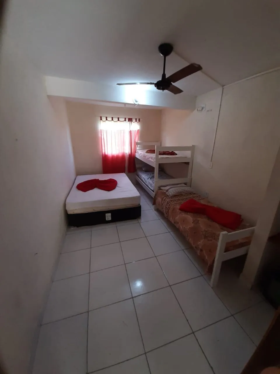 Imagem Comercial à venda 2 Quartos, 3 Suites, 250M², Santa Rita, Aparecida - SP