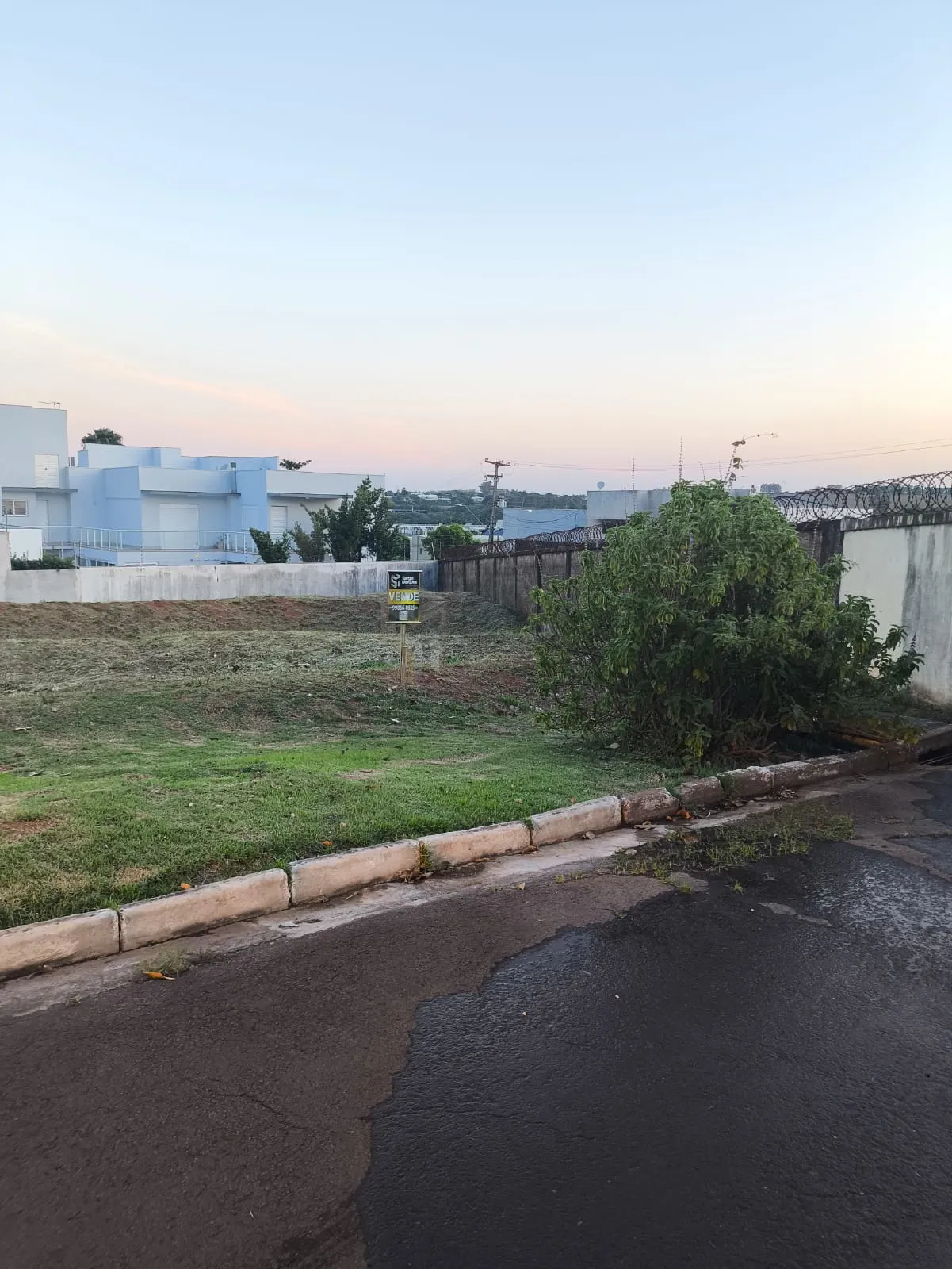 Imagem Terreno 364m Umuarama-PR 398
