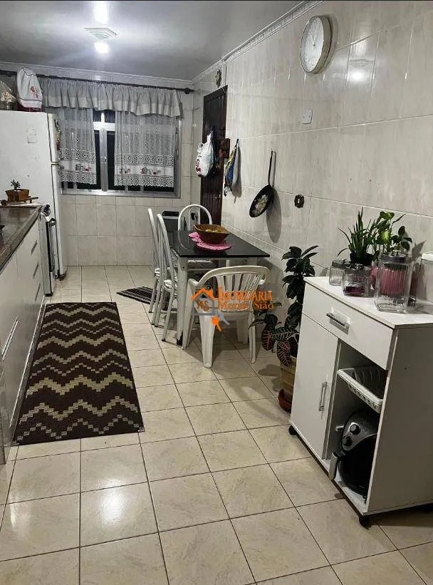 Imagem Sobrado com 4 dormitórios à venda, 250 m² por R$ 800.000,00 - Conjunto Residencial Paes de Barros - Guarulhos/SP