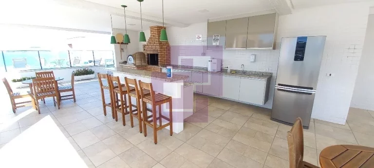 Imagem Tombo. Pé na Areia !!!!