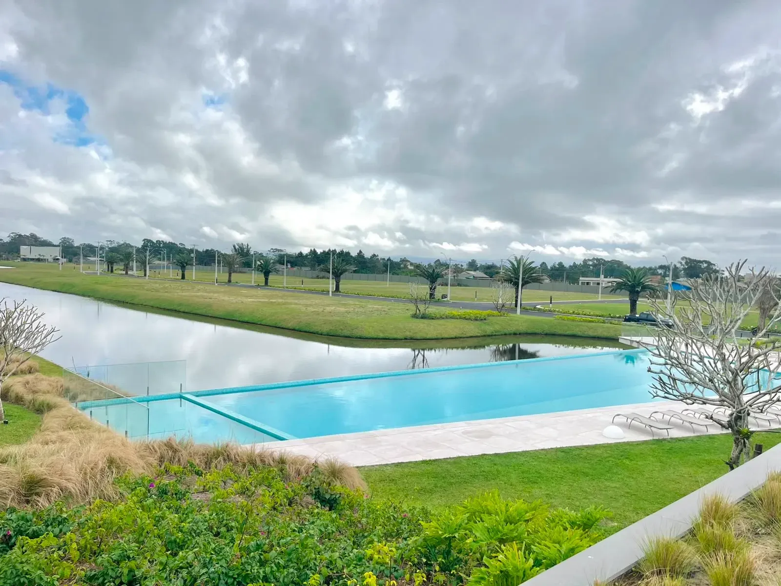 Imagem Terreno em Condomínio à Venda, 300 m² em Gleba B (Arroio Teixeira) - Capão da Canoa