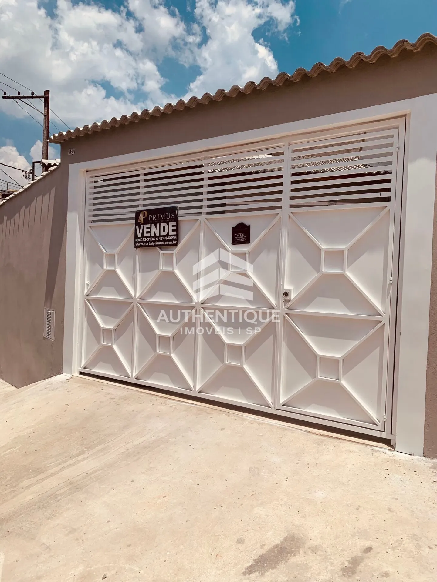 Foto do imóvel Casa à venda em Rua Vitória Morena da Silva, 462 - Jardim Casa Branca, Suzano - SP