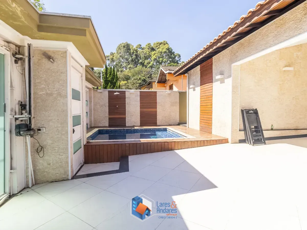 Imagem Casa para venda em City América com 4 quartos, sendo 2 suítes, 246m²