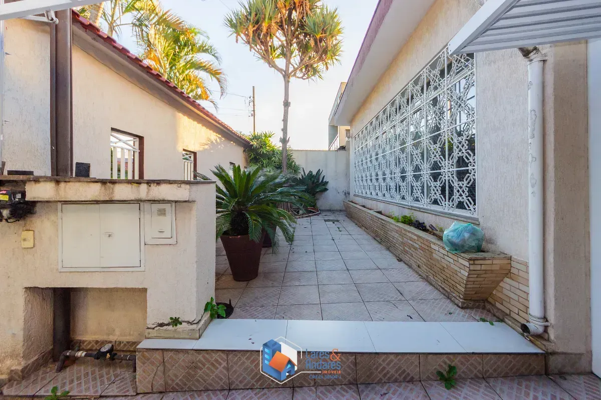 Imagem Casa para venda em Vila Moinho Velho com 5 quartos, sendo 1 suíte, 300m²