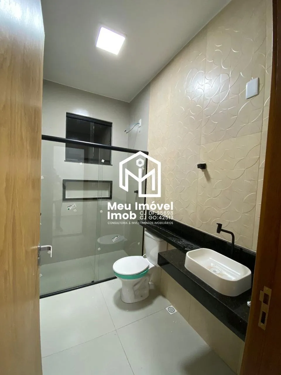 Imagem Casa 03 Quartos 1 Suíte 3 Vagas 120m² Luziânia/GO
