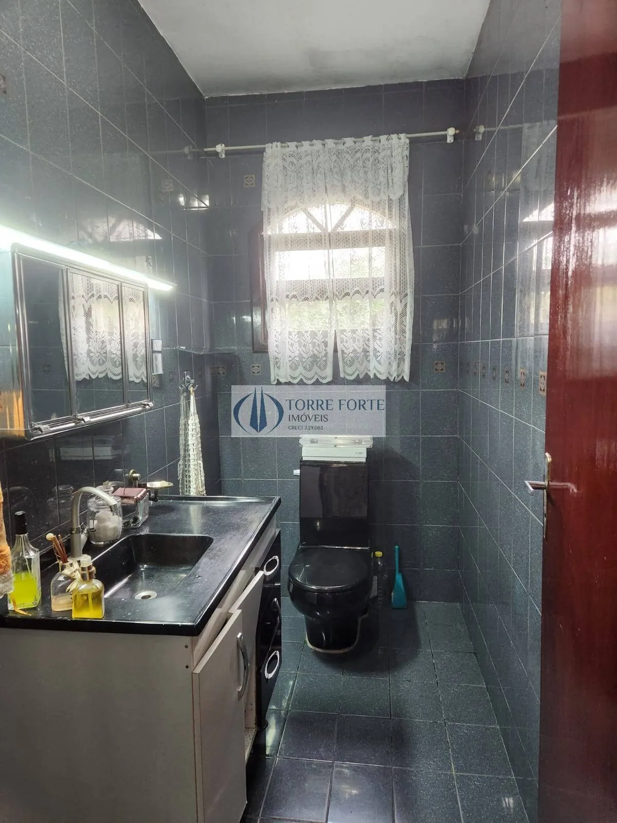 Imagem Casa 3 dormitórios 1 banheiro e 3 vagas na Vila Bela aceita permuta