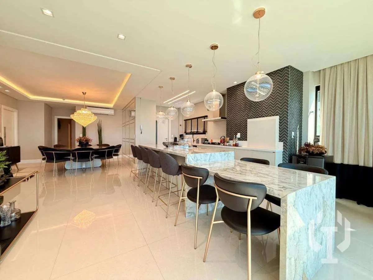 Imagem Apartamento de luxo à venda, no Villa de Siena - Gandin em Itapema, Meia praia, com 4 quartos, 187m2