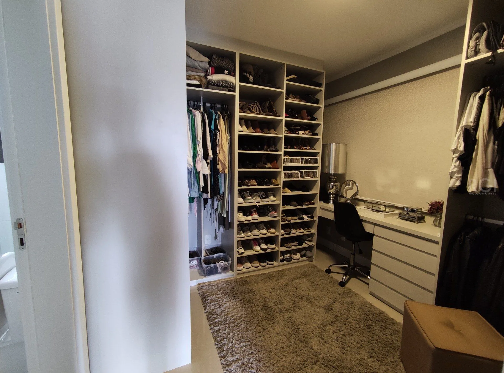 Imagem Apartamento para Venda - 162.53m², 3 dormitórios, sendo 3 suites, 2 vagas - Jardim Do Salso
