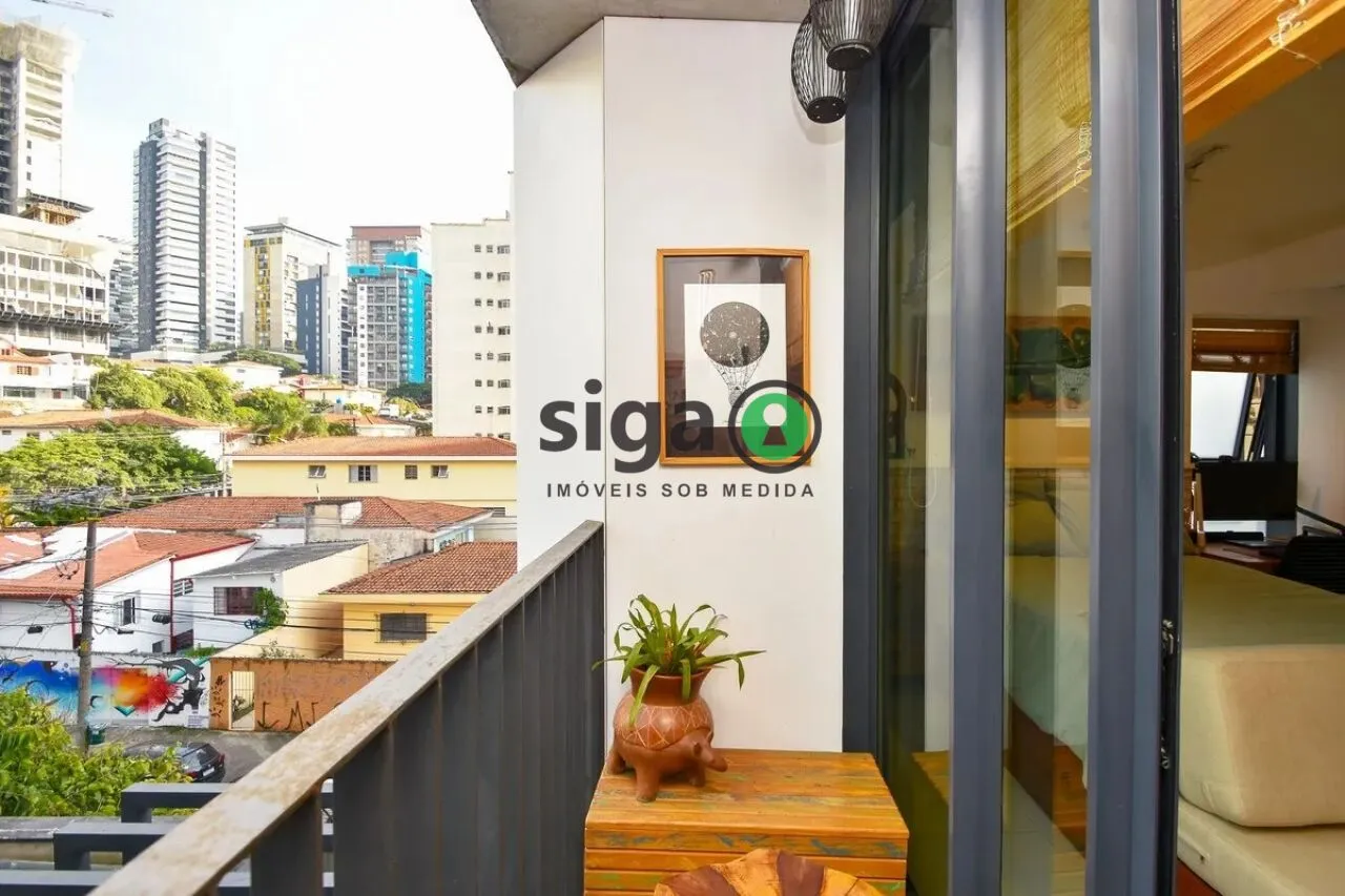 Imagem Studio para VENDA, MOBILIADO, com 33m, 1 suite, na Vila Madalena