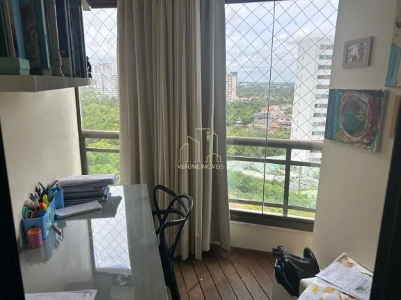 Imagem Apartamento com três suítes varanda gourmet a venda em na Colina A em Patamares
