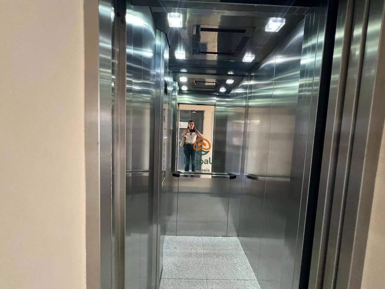 Imagem Apartamento com 2 dormitórios à venda, 77 m² por R$ 300.000,00 - Jardim Imperial - Lagoa Santa/MG