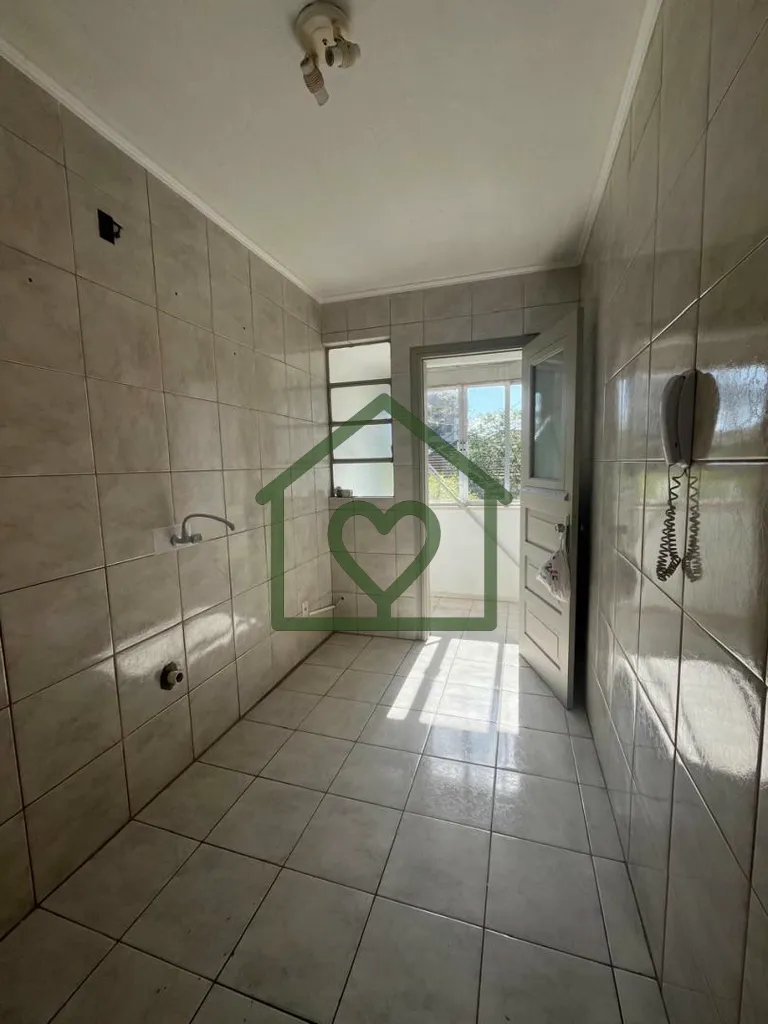 Imagem Atenção, moradores de Porto Alegre Se você está em busca de um novo lar, este apartamento no bai...