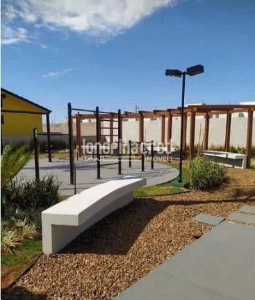 Imagem Casa em Condomínio Fechado na Zona Norte | 2 Quartos, Área Gourmet, 2 Vagas | Recém-Pintada | Lazer Completo com Piscinas e Mais