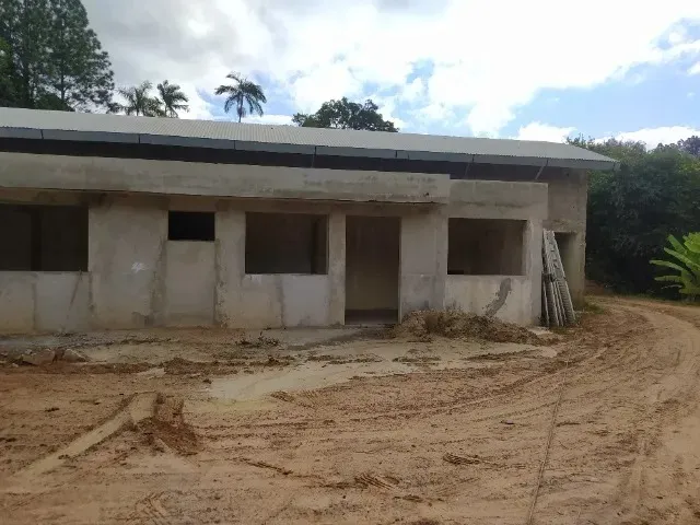 Imagem Galpão de 2200m² com Casa Acoplada Localizada em Mairinque!