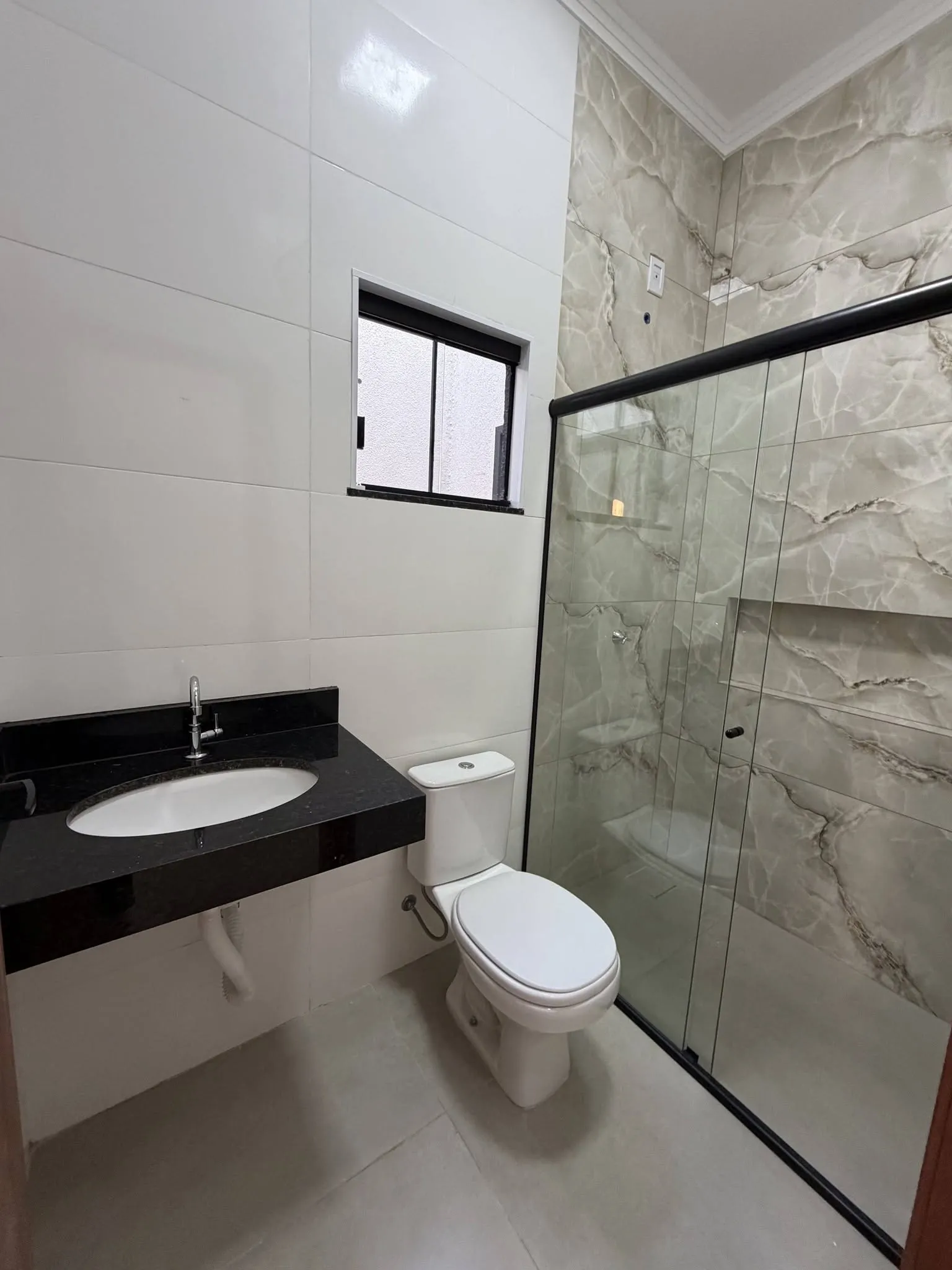 Imagem Casa 3/4 Com Suite No Bairro Das Industrias