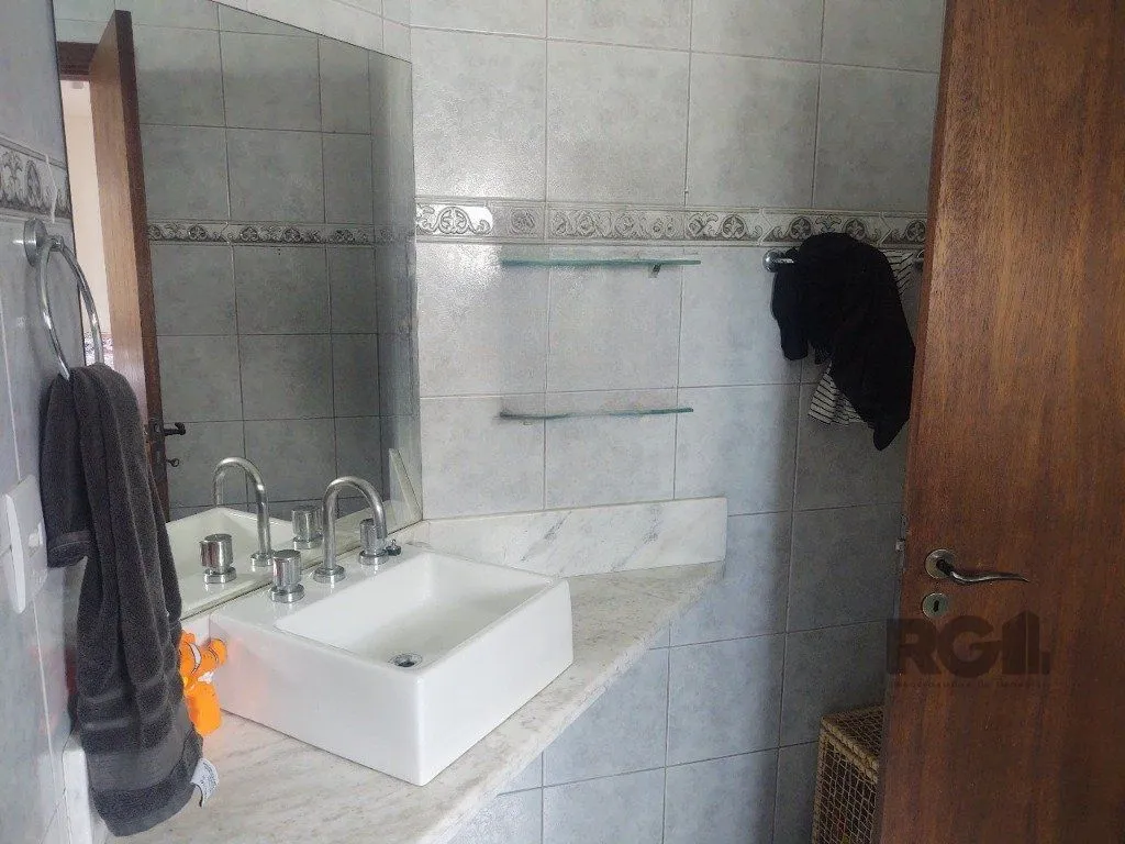 Imagem Casa de 2 dormitórios no bairro Passo das Pedras