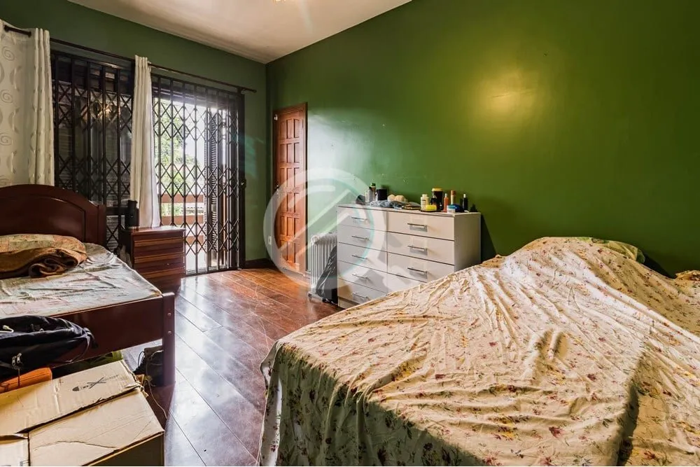 Imagem Descubra seu novo lar nesta magnífica casa à venda situada na tranquila Travessa Kuluene, no bairr...