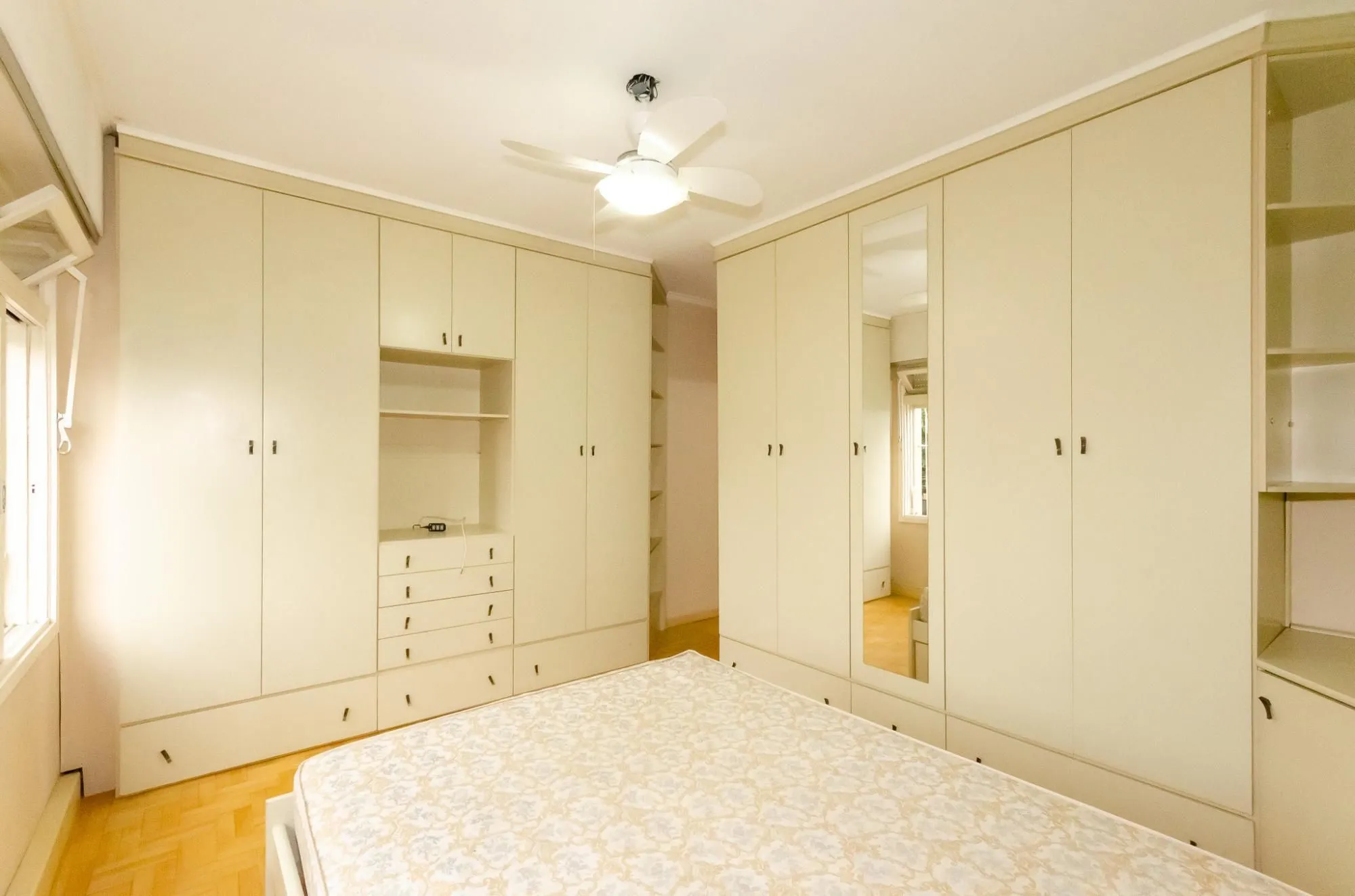 Imagem Edifício Ione Apartamento 3 dormitórios no Bairro Petrópolis