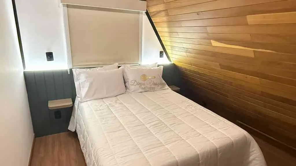 Imagem Casa em Condomínio para Venda em Teresópolis / RJ no bairro Fazenda Alpina
