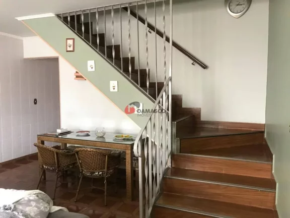 Imagem Sobrado à venda 4 Quartos, 1 Suite, 2 Vagas, 257M², Vila Palmares, Santo André - SP