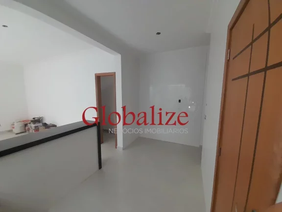 Imagem Casa Sobreposta Baixa com 3 dormitórios R$ 1.011.000,00 no bairro Embaré em Santos -SP