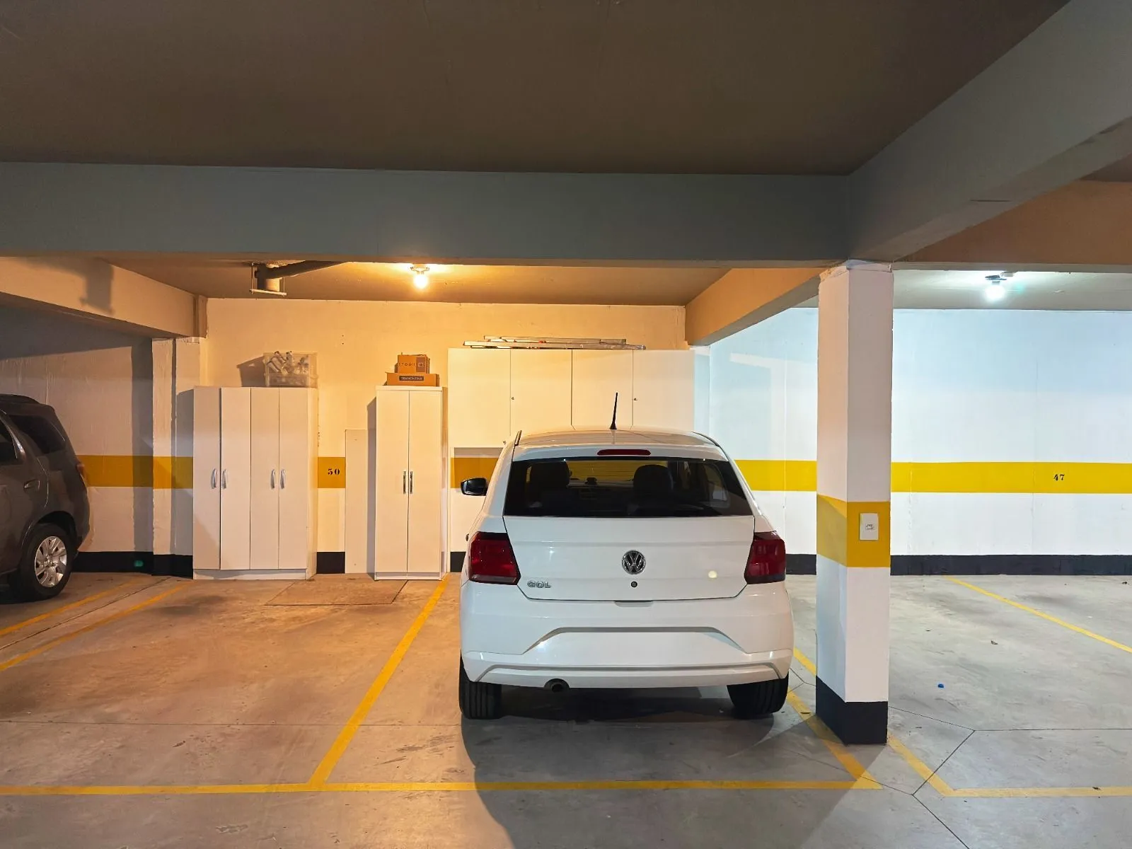 Imagem Excelente apartamento de 3 dormitórios, 1 suíte e 2 vagas de garagem.