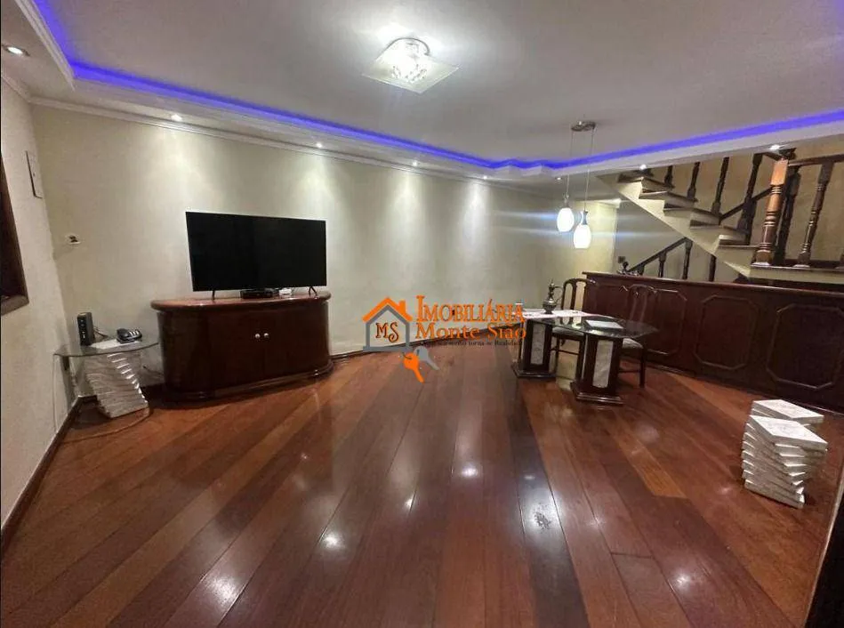 Imagem Sobrado com 3 dormitórios à venda por R$ 960.000 - Jardim Rossi - Guarulhos/SP