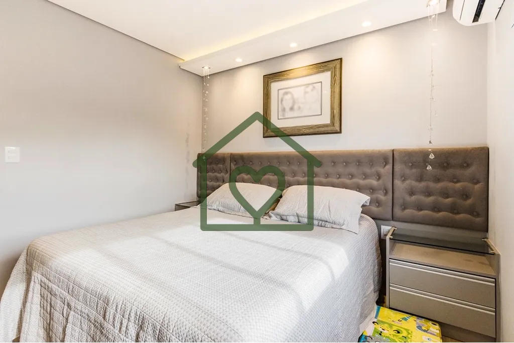 Imagem Apartamento no bairro Jardim Itu Sabará em Porto Alegre no condomínio fechado localizado na Rua Cr...