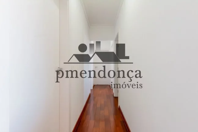 Imagem Apartamento reformado em Perdizes com 105m², 3 quartos (1suíte) e 1 vaga.