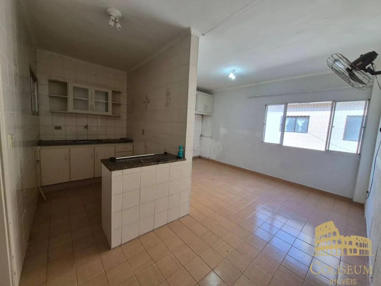 Imagem Kitnet com 1 dormitório à venda, 28 m² por R$ 185.000,00 - Aviação - Praia Grande/SP