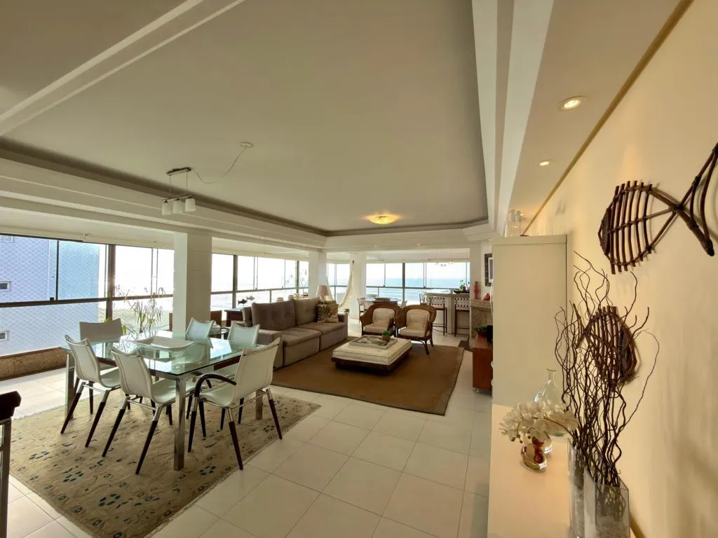 Imagem Apartamento 4 Dormitórios - Bairro Navegantes