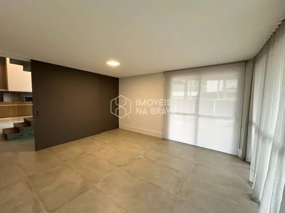 Imagem APARTAMENTO 4 SUITES, 3 VAGAS - FRENTE MAR - LOCAÇÃO - PRAIA BRAVA - ITAJAI/SC