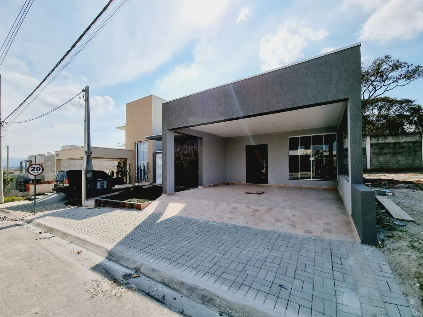 Imagem Casa à venda 3 Quartos, 1 Suite, 2 Vagas, 256M², Guedes, Tremembé - SP